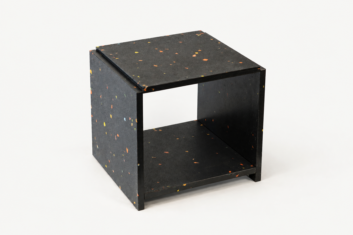 QUBB Qubby Table