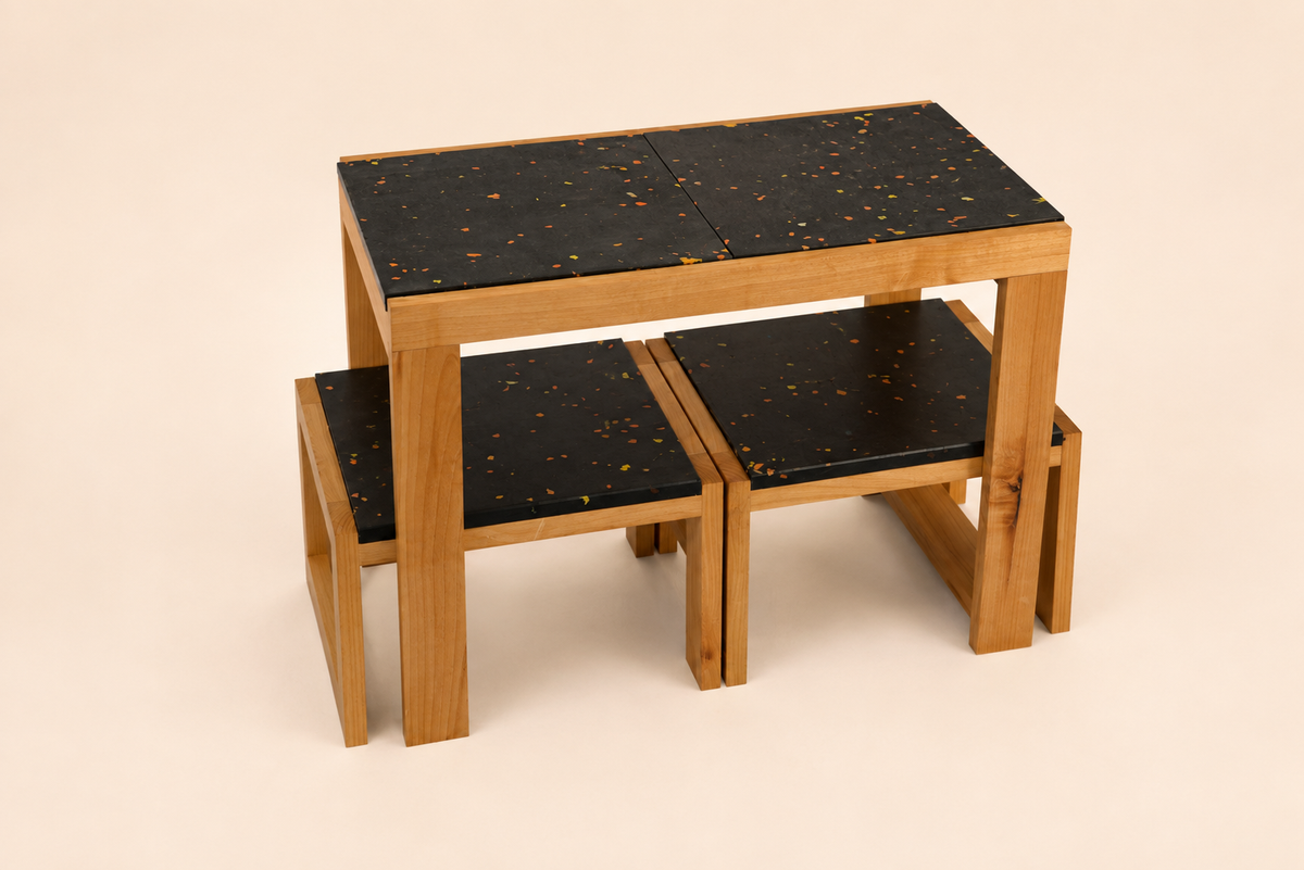QUBB TV Stand